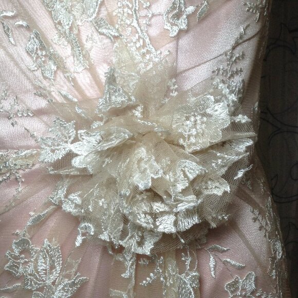 VINTAGE One off Sample Prom/Bridesmaid Dress; "12", Halter-style, Boho, Trending - Picture 2 of 6